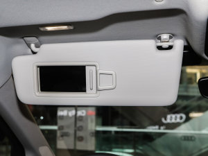 202250 e-tron quattro sҫ \b  ꖰ壨