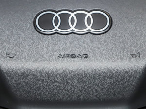 202250 e-tron quattro sҫ \b  п؅^