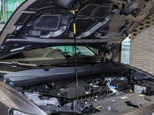 202250 e-tron quattro sҫ \b  