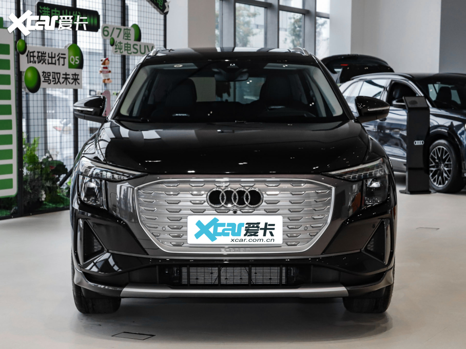 2024WQ5 e-tron 50 e-tron quattro ҫ \b