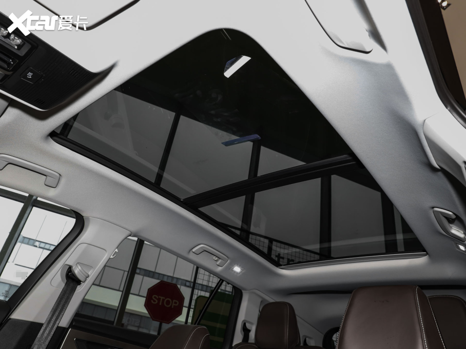 2024WQ5 e-tron 50 e-tron quattro ҫ \b