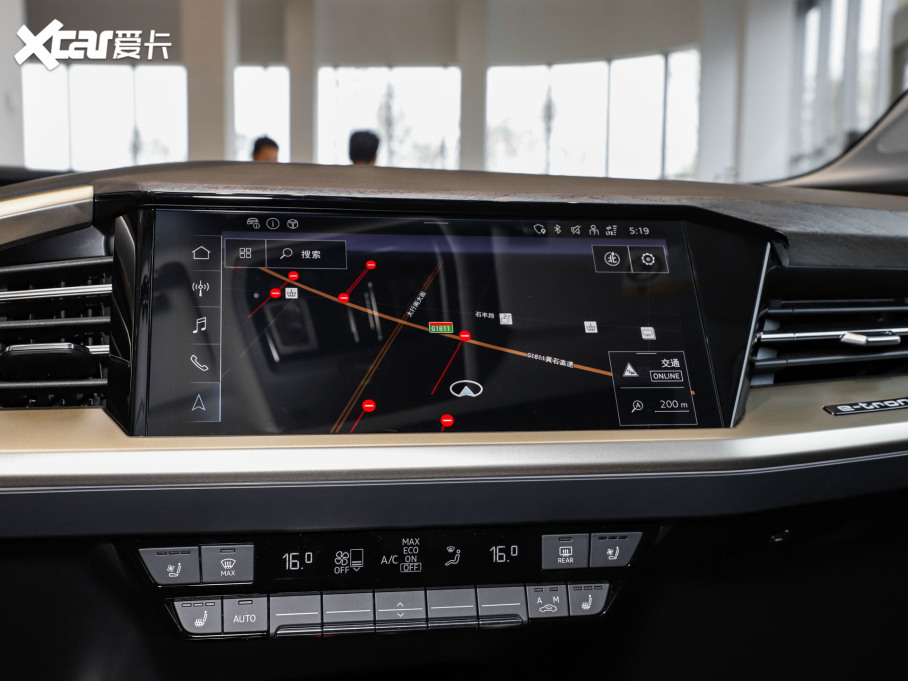 2024WQ5 e-tron 50 e-tron quattro ҫ \b