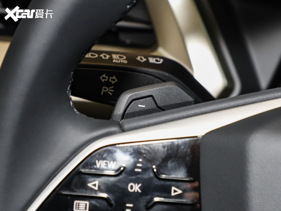 2024WQ5 e-tron 50 e-tron quattro ҫ \b