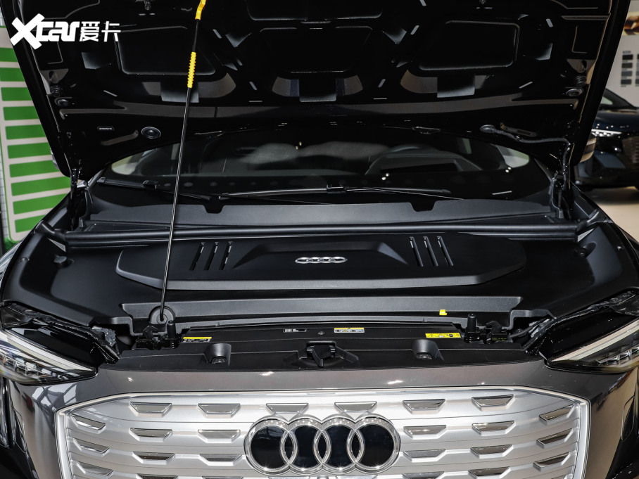 2024?yun)WQ5 e-tron 50 e-tron quattro ҫ \b