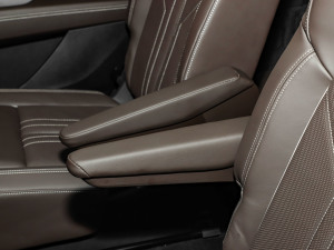 202450 e-tron quattro ҫ \b п؅^