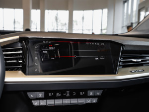 202450 e-tron quattro ҫ \b п؅^(q)