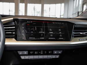 202450 e-tron quattro ҫ \b п؅^(q)