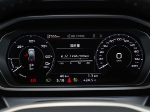 202450 e-tron quattro ҫ \b п؅^(q)