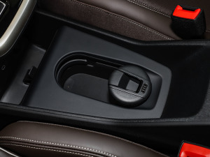 202450 e-tron quattro ҫ \b g