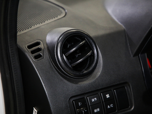 2020款厢式车标准版 38.7kWh 中控区