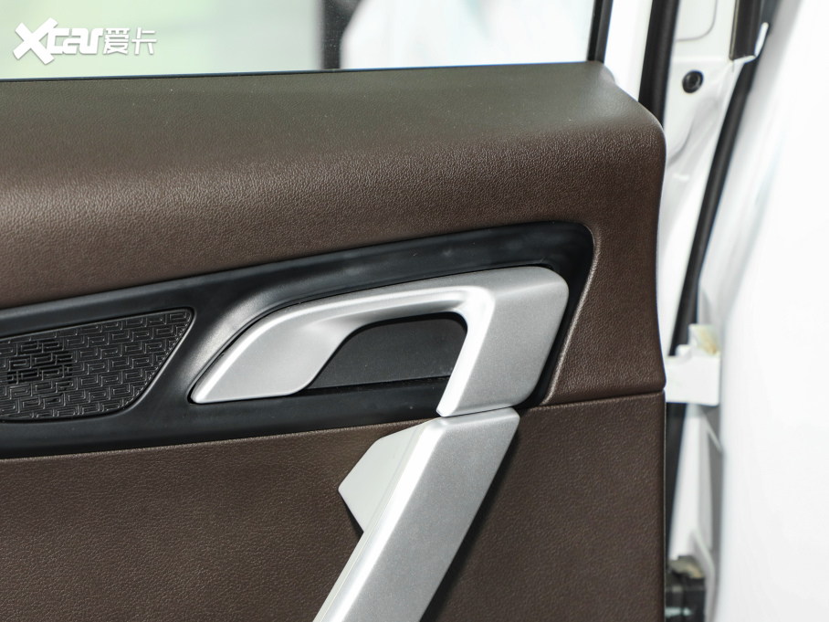 2025����{8 �L�m����