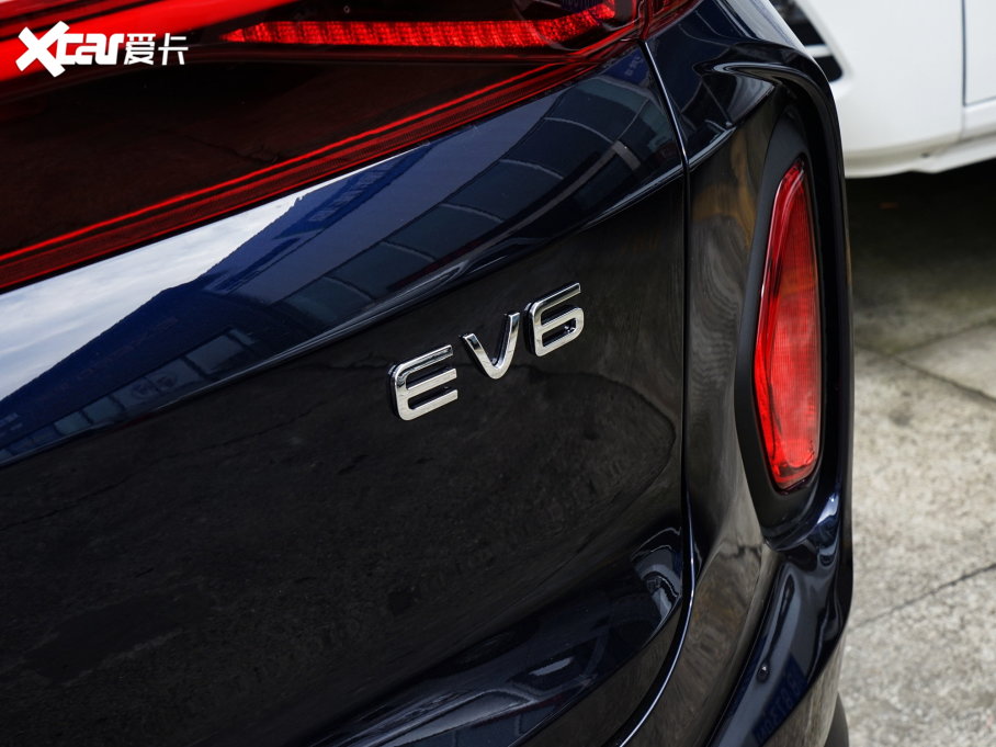 2022S܇EV6 520 g