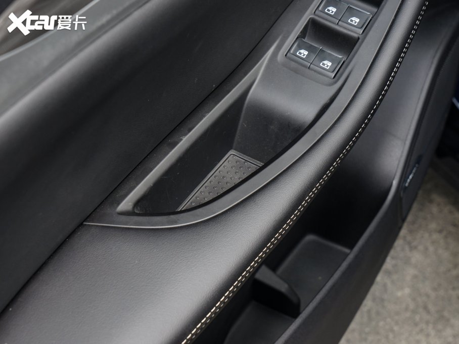 2022(chung)S܇EV6 520 g