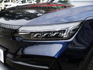 2022款520 欢乐版 大灯