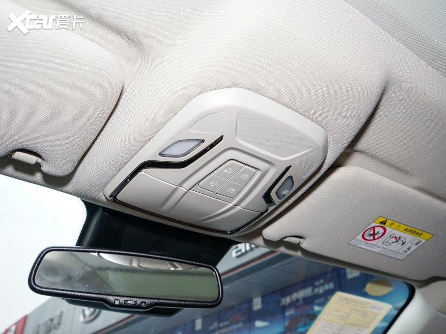 2022SHT-i 1.5L PHEV hPlus