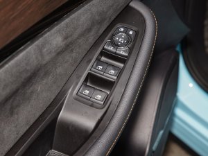 20221.5L PHEV ǻPlus {܇ƅ^	