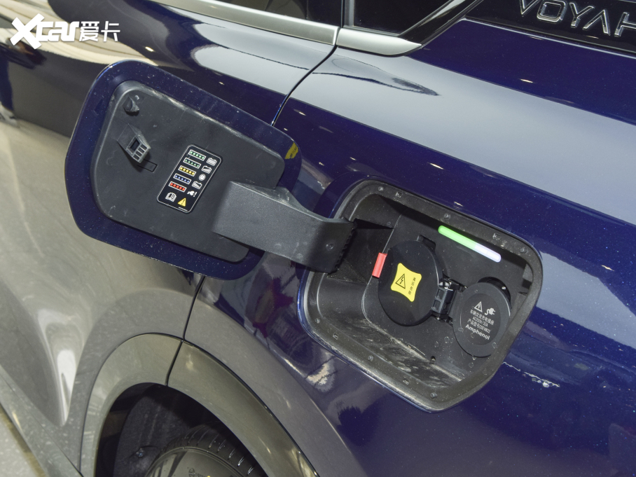 2021DFREE (q)̰ ٺAb