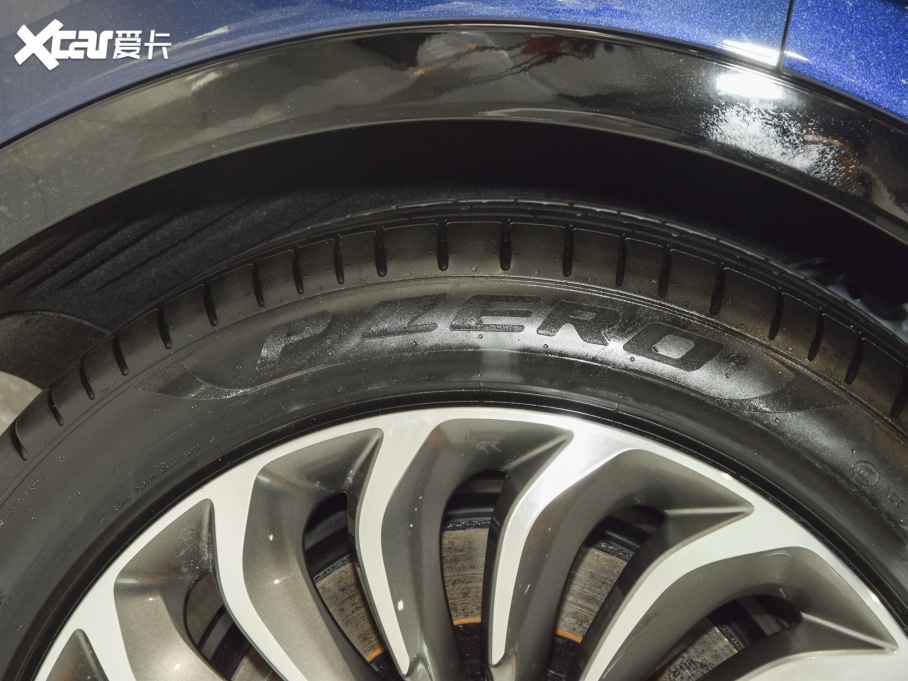 2021DFREE ̰ ٺAb