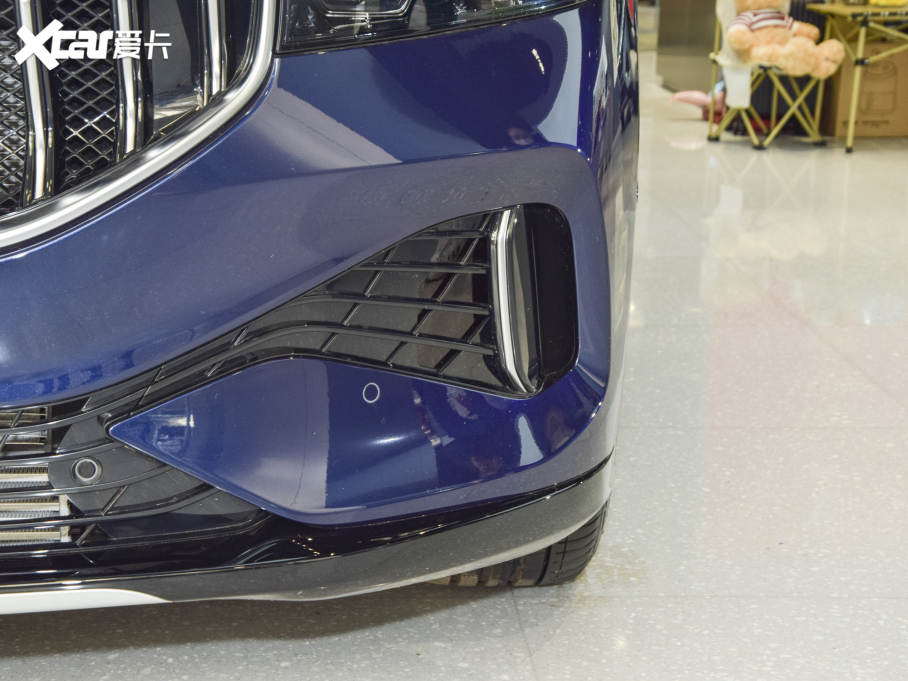 2021DFREE (q)̰ ٺAb