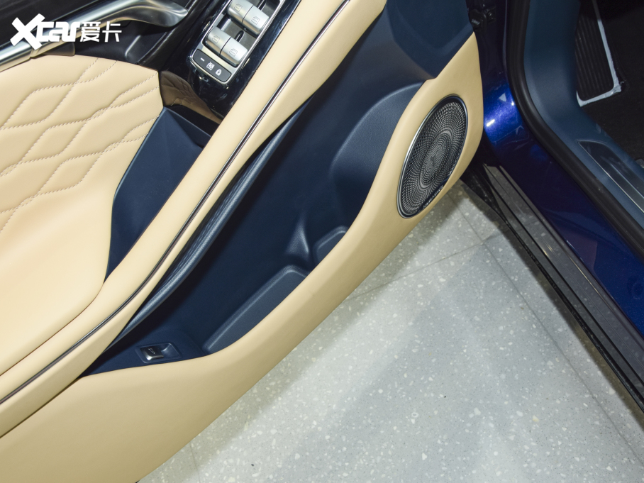 2021DFREE ̰ ٺAb