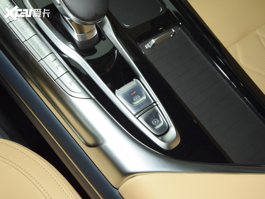 2021DFREE ̰ ٺAb