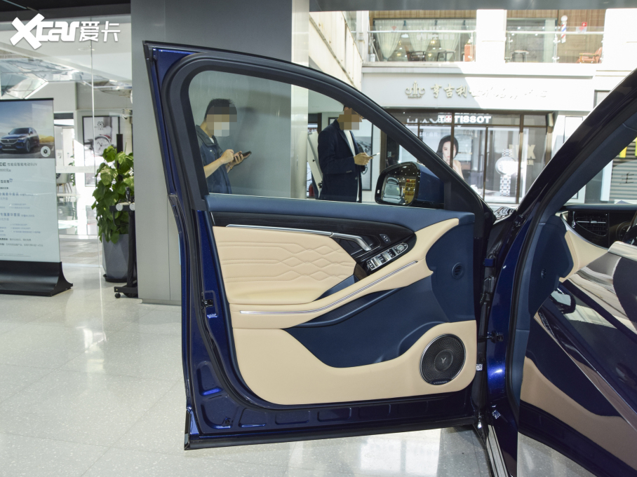 2021DFREE (q)̰ ٺAb