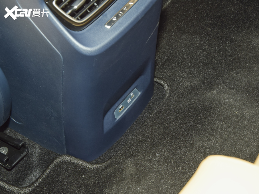 2021DFREE ̰ ٺAb