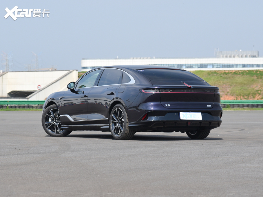 2024D׷ PHEV 򌳬LmŞ