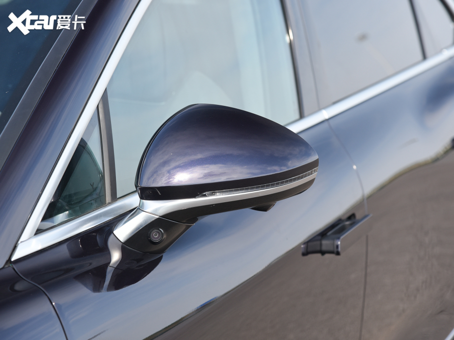 2024D׷ PHEV (q)Lm(x)Ş