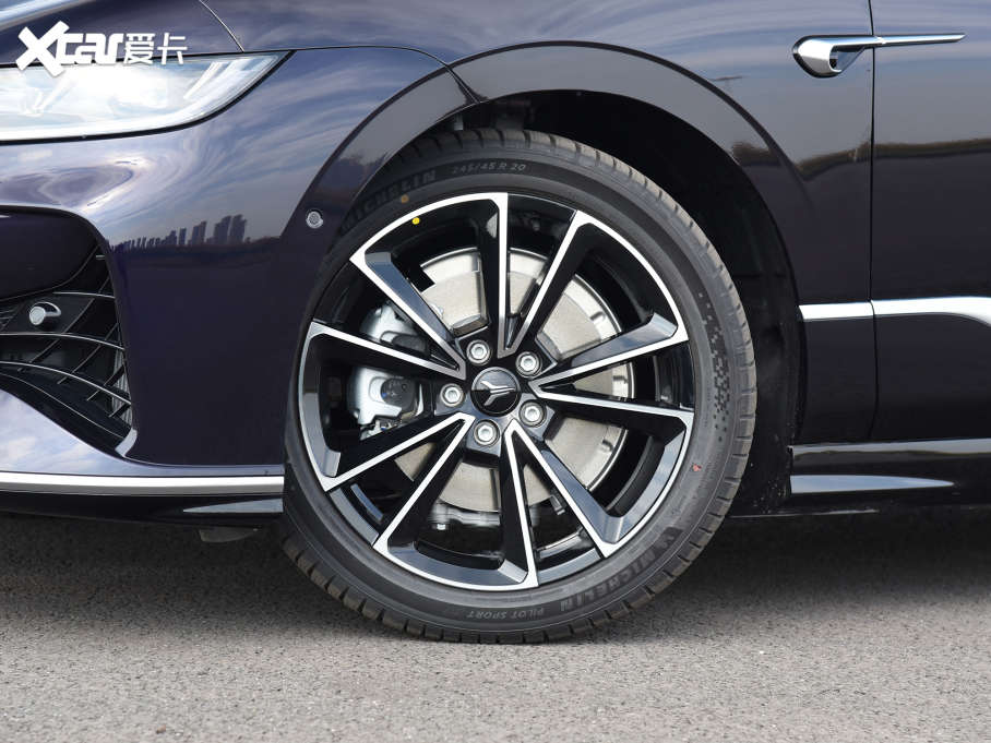 2024D׷ PHEV 򌳬LmŞ