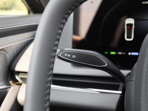 2024PHEV 򌳬LmŞ п؅^