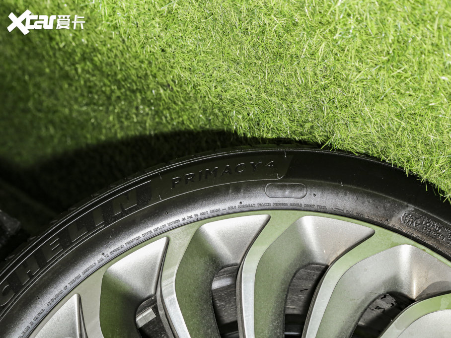 2023DFREE 򌳬Lm̰