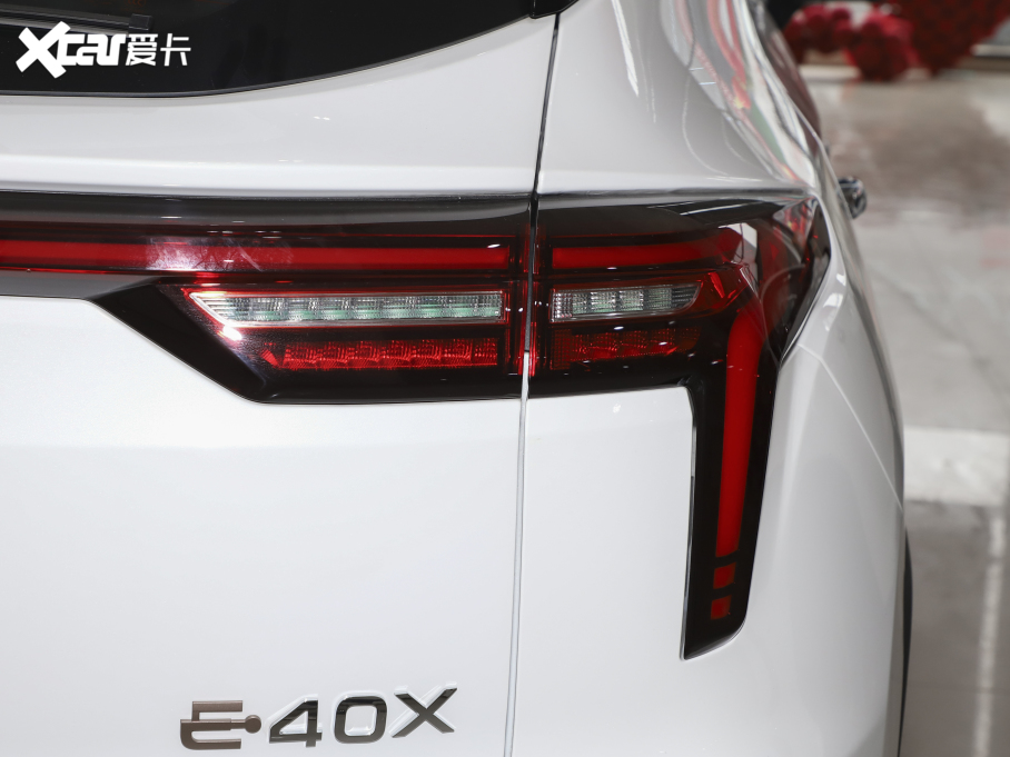 2021˼E40X װ