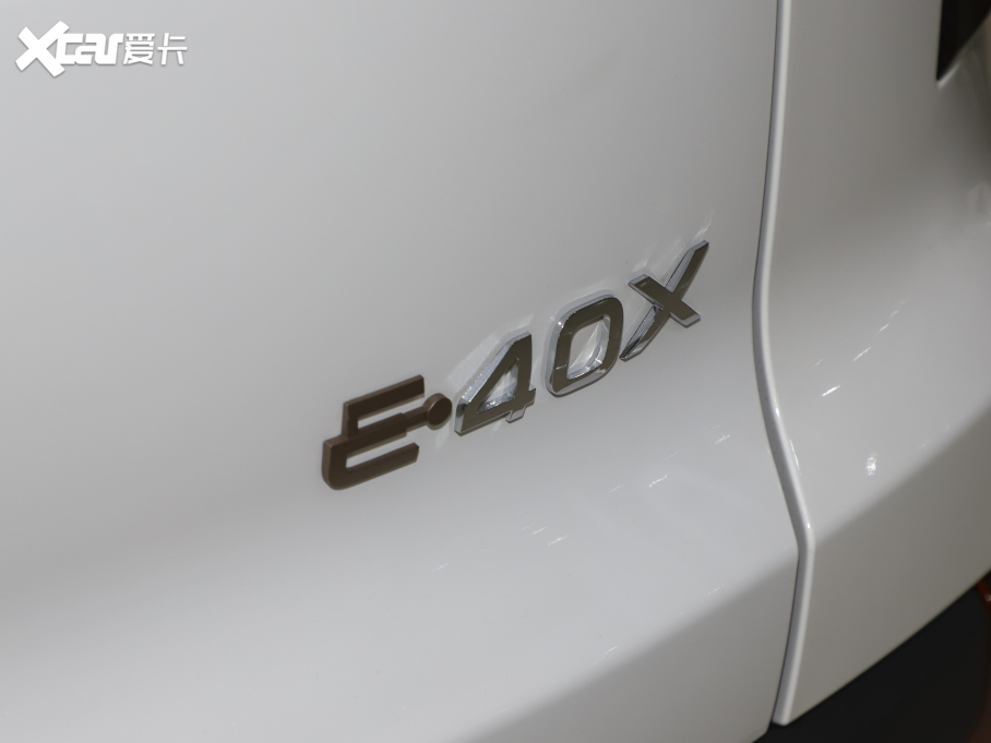 2021˼E40X װ