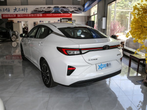 2021款尊享版 左后45度