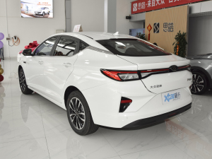 2021款畅享版 左后45度