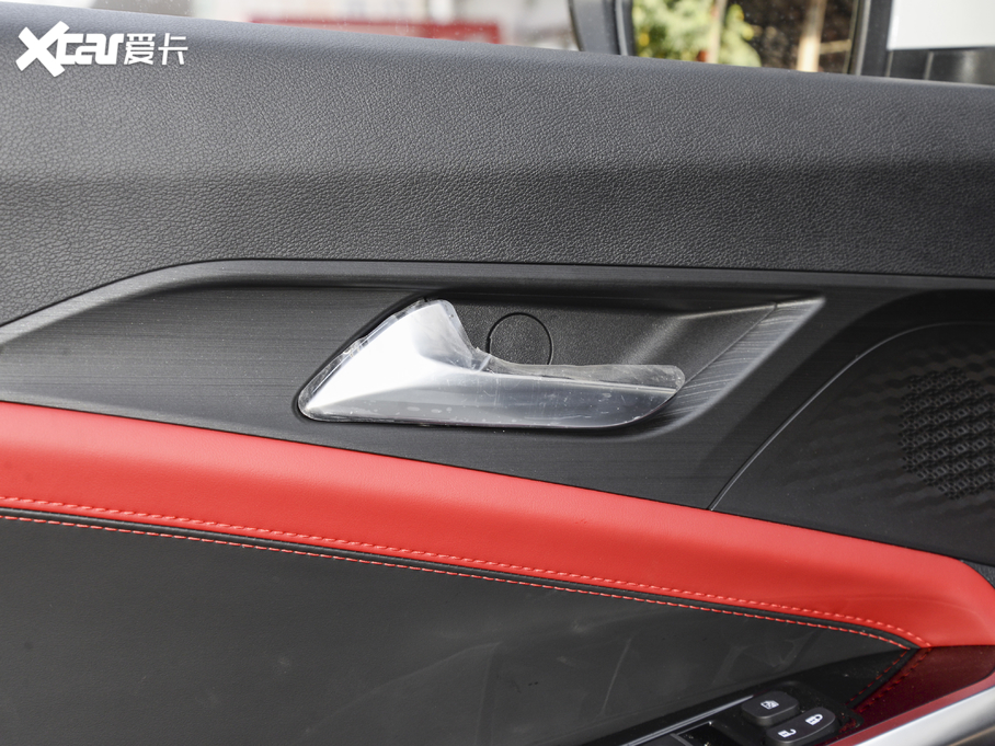 2021��˼�X8 300T DCT���F���� 6��