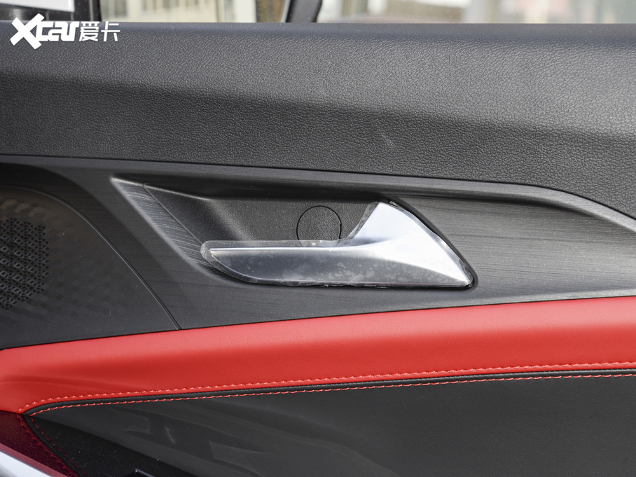 2021��˼�X8 300T DCT���F���� 6��