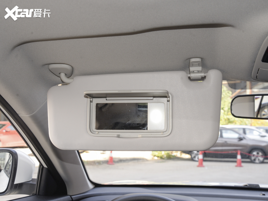 2021��˼�X8 300T DCT���F���� 6��