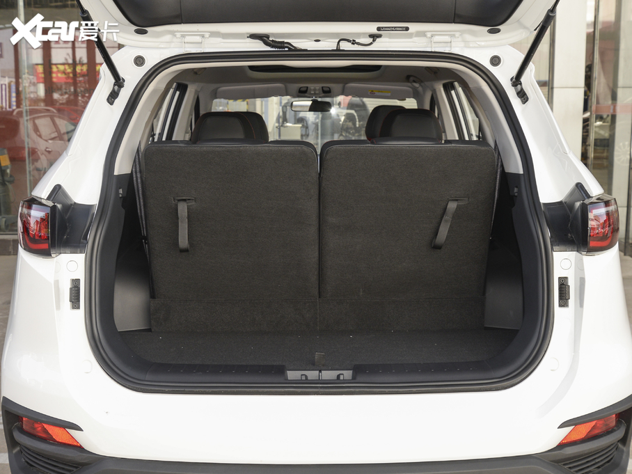 2021��˼�X8 300T DCT���F���� 6��