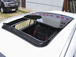 2021款300T DCT全景豪华版 5座 细节外观