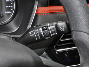 2021款300T DCT全景豪华版 5座 中控区