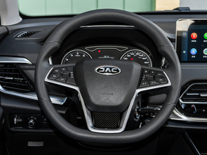 2021款300T DCT全景豪华版 6座 方向盘