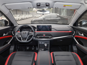 2021款300T 手动全景豪华版 5座 内饰全景