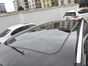 2021款300T 手动全景豪华版 7座 车顶