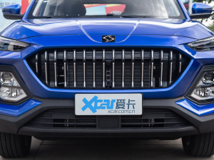 2021款300T DCT领先智联版 6座 中网