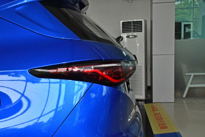 2021款300T DCT领先智联版 5座 细节外观