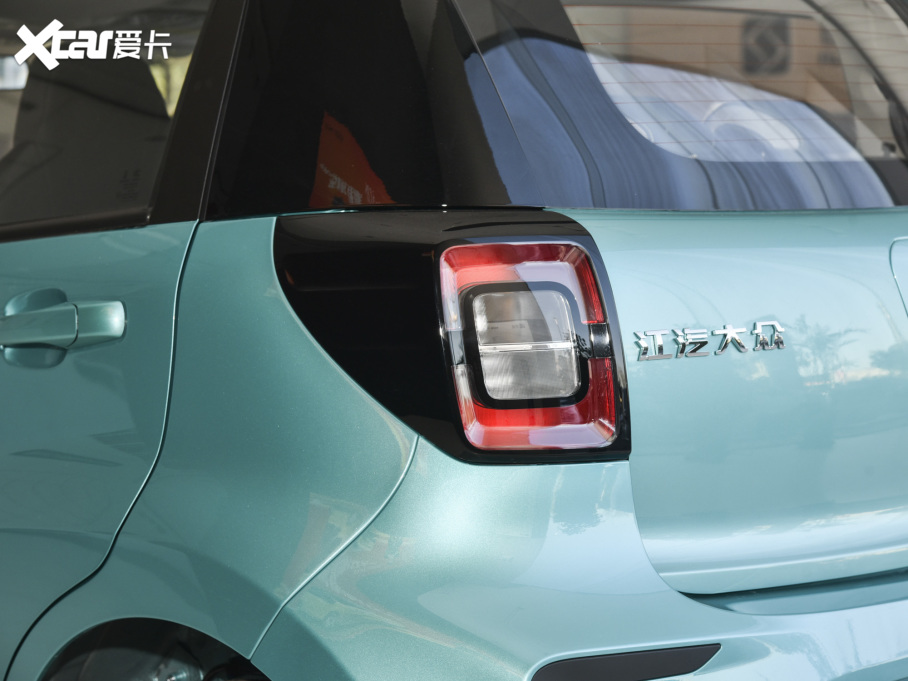 2021 302km r 31.4kWh