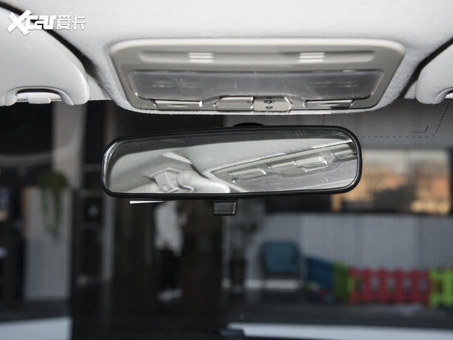 2021 302km r 31.4kWh