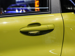 2021302km A 30.2kWh ^